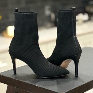 Catherine Malandrino Black Ribbed Heeled Boots Same Day Shipping Size 6